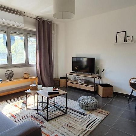 Studio Et Appartement A 2 Pas De La Cite Carcassonne Exterior foto